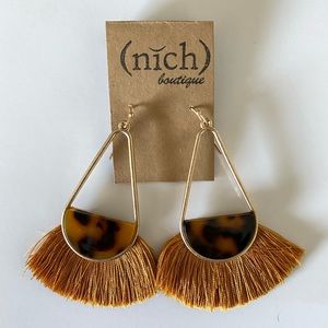 Fringe tortoise earrings